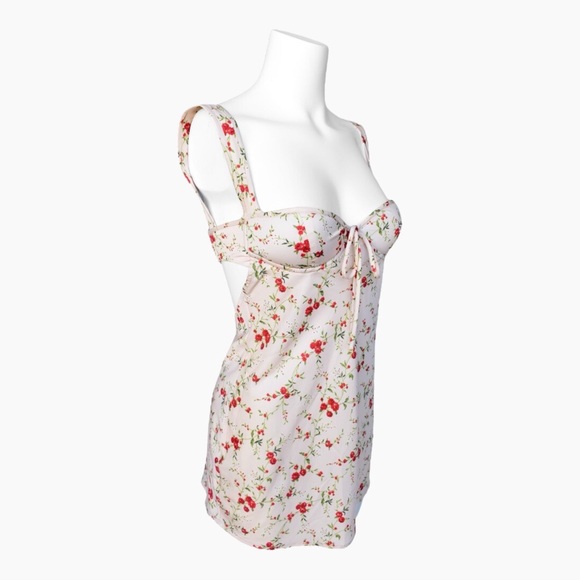 Rumored ✦ Floral Satin Mini Dress - Picture 7 of 11